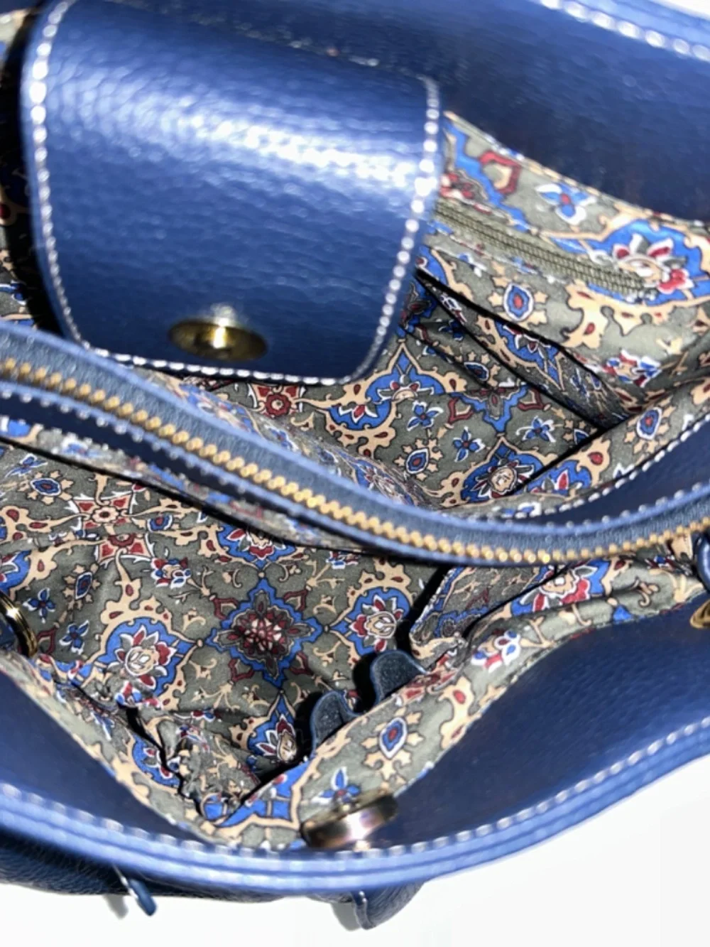MAXX New York Navy Blue Pebbled Leather Hobo Buckle Strap Shoulder Handbag